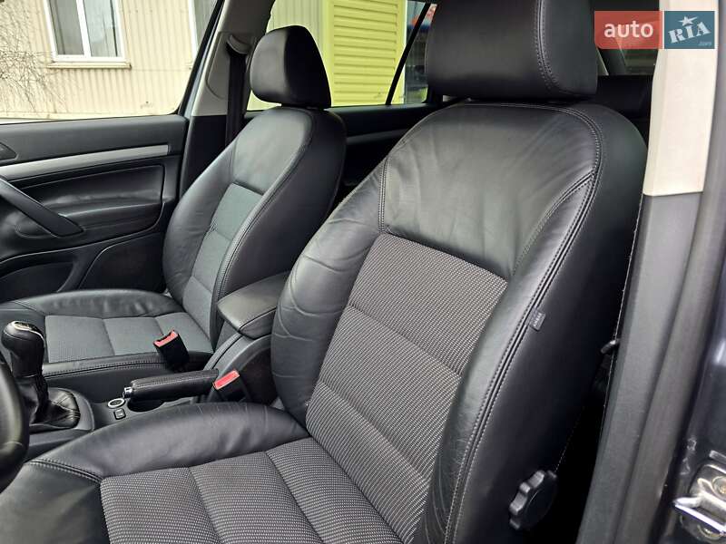 Универсал Skoda Octavia 2011 в Полтаве