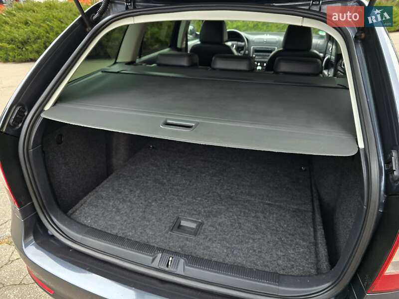 Универсал Skoda Octavia 2011 в Полтаве