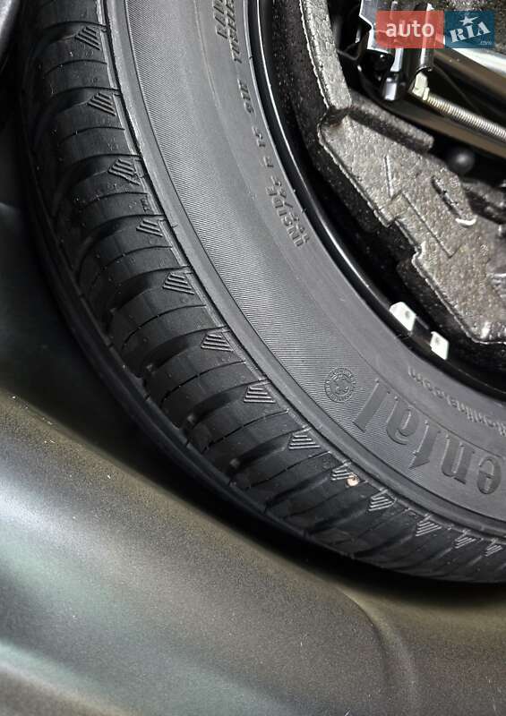 Универсал Skoda Octavia 2011 в Полтаве