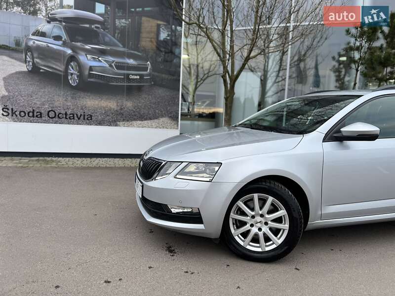 Универсал Skoda Octavia 2017 в Ровно