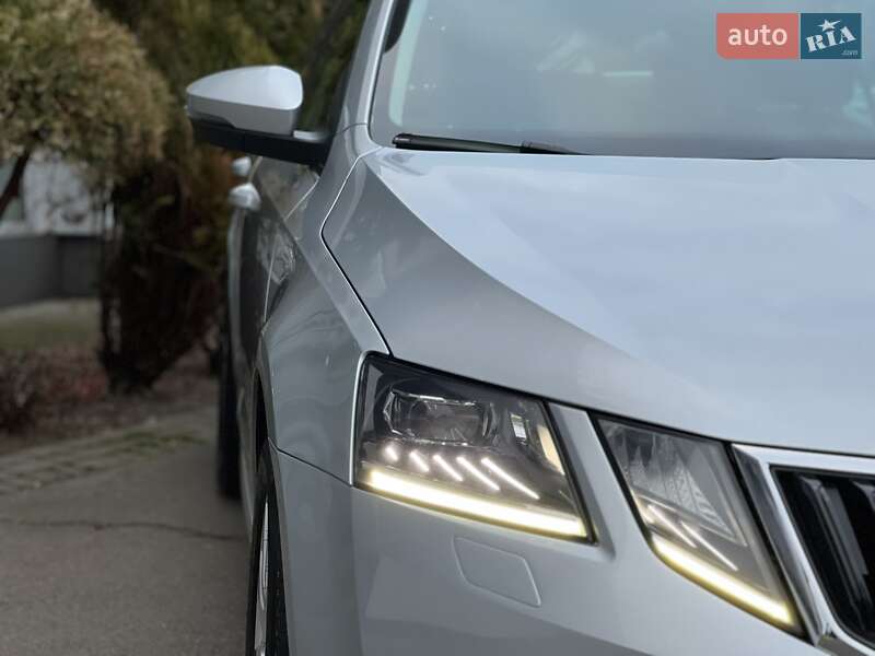 Универсал Skoda Octavia 2017 в Ровно