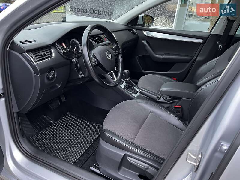 Универсал Skoda Octavia 2017 в Ровно