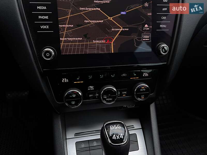 Универсал Skoda Octavia 2017 в Ровно