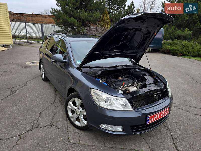 Универсал Skoda Octavia 2011 в Полтаве