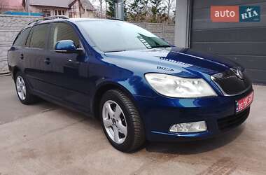 Універсал Skoda Octavia 2009 в Одесі