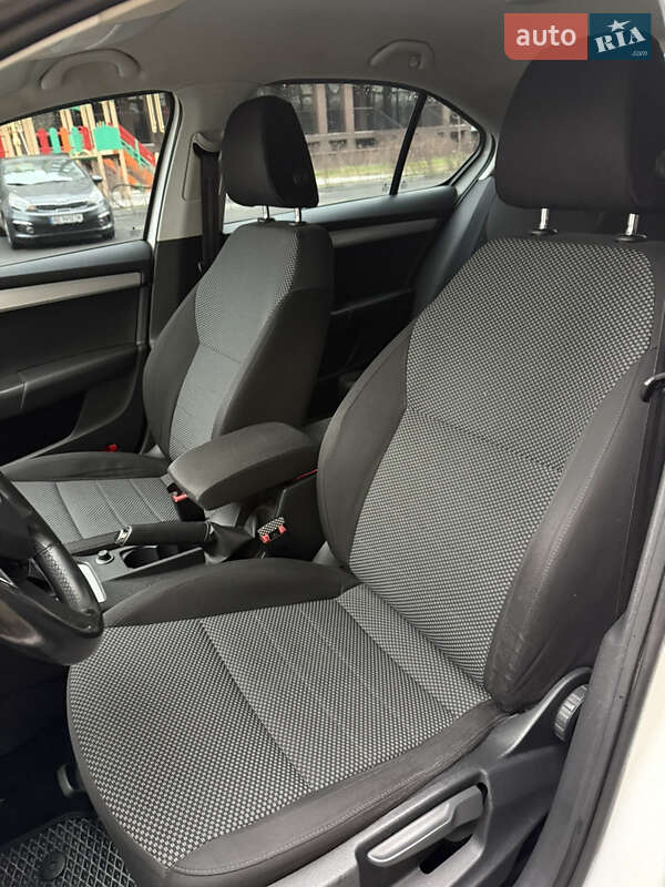 Лифтбек Skoda Octavia 2014 в Киеве