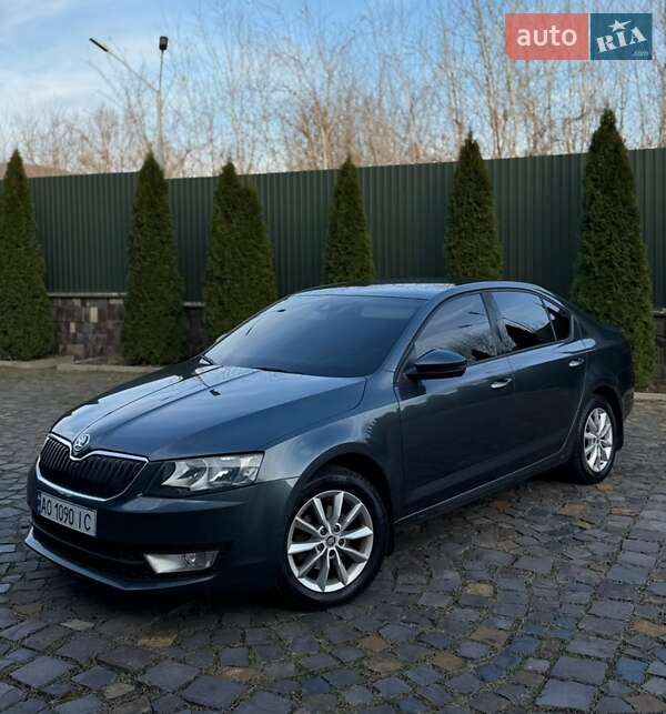 Лифтбек Skoda Octavia 2015 в Ужгороде фото 5 Лифтбек Skoda Octavia 2015 в Ужгороде