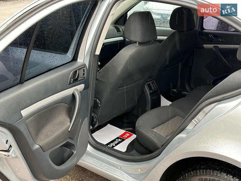 Лифтбек Skoda Octavia 2012 в Виннице