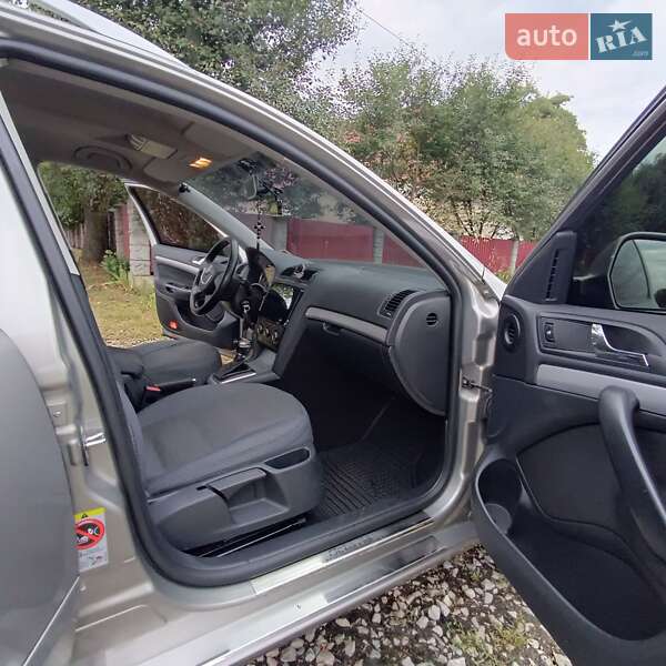 Универсал Skoda Octavia 2011 в Ивано-Франковске