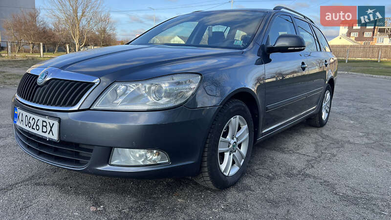 Универсал Skoda Octavia 2012 в Киеве фото 8 Универсал Skoda Octavia 2012 в Киеве