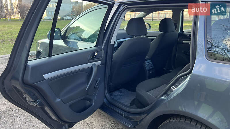 Универсал Skoda Octavia 2012 в Киеве фото 23 Универсал Skoda Octavia 2012 в Киеве