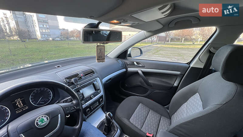 Универсал Skoda Octavia 2012 в Киеве фото 30 Универсал Skoda Octavia 2012 в Киеве