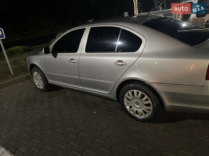 Skoda Octavia 2010 Skoda Octavia 2010