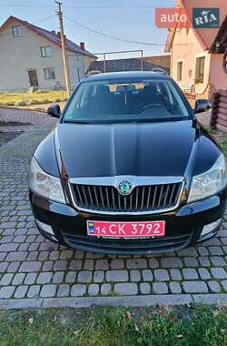 Универсал Skoda Octavia 2012 в Яворове