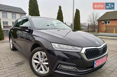 Универсал Skoda Octavia 2021 в Виннице