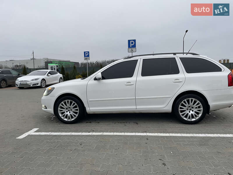 Универсал Skoda Octavia 2009 в Виннице