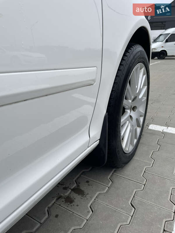 Универсал Skoda Octavia 2009 в Виннице