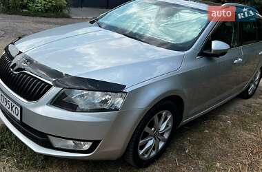 Универсал Skoda Octavia 2016 в Гайсине