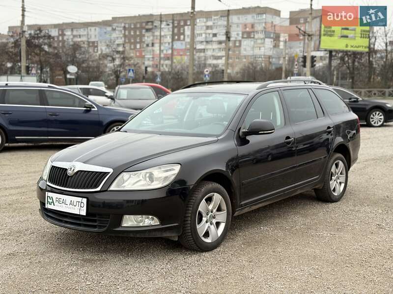 Универсал Skoda Octavia 2010 в Кропивницком