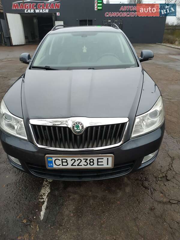 Универсал Skoda Octavia 2011 в Чернигове фото Универсал Skoda Octavia 2011 в Чернигове