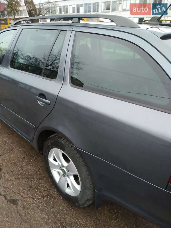Универсал Skoda Octavia 2011 в Чернигове фото 27 Универсал Skoda Octavia 2011 в Чернигове