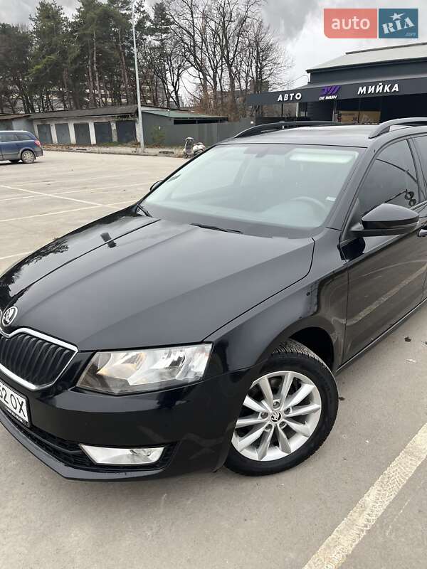 Универсал Skoda Octavia 2015 в Радехове