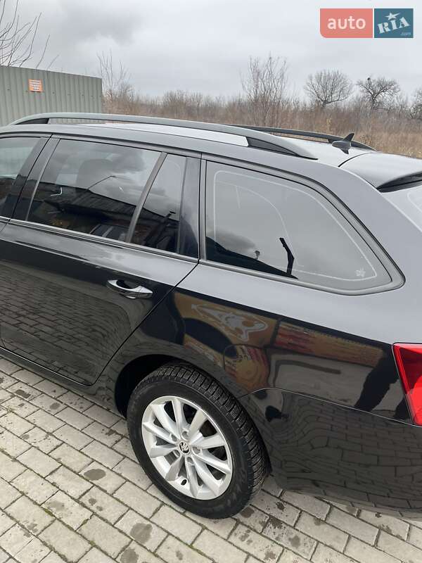 Универсал Skoda Octavia 2015 в Радехове