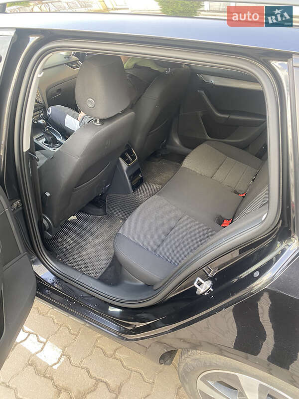 Универсал Skoda Octavia 2016 в Харькове