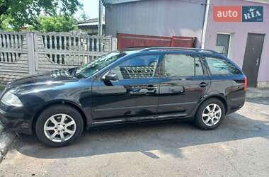 Универсал Skoda Octavia 2008 в Лохвице