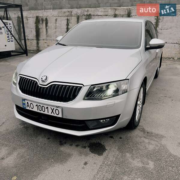 Лифтбек Skoda Octavia 2015 в Ужгороде фото 3 Лифтбек Skoda Octavia 2015 в Ужгороде
