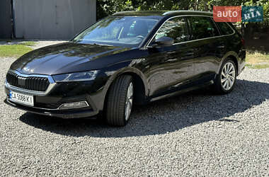 Універсал Skoda Octavia 2020 в Умані