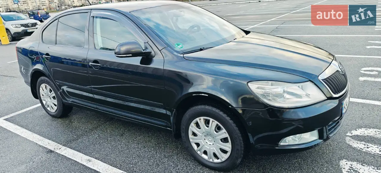 Продаж власного авто "як є".
Другий власник. У першого власника була ДТП.
Двигун 1,6 - MPI, Коробка передач Aisin 6-ступінчаста,  офіційне ГБО, сигналізація, захист двигуна
Дуже зручне, в гарному стані сімейне авто.
ТО проходили згідно регламенту, кілометражу та часу на перевірених СТО з використанням оригінальних запчастин, є повна сервісна історія по ТО газу і звичайному ТО.
Тех огляди свіжі.
Euro 2, 4, 5
Все працює без нарікань, технічно справно.
Є невелики подряпини, сліди використання, потертості.
Нічого не приховуємо, покажемо, розкажемо.
Авто готове до перевірок на СТО.
Перегляд за домовленістю.
Документи в порядку, оформлення без затримок за домоленістю.
Бажано писати на вайбер, бо не завжди є можливість відповідати на дзвінки.
