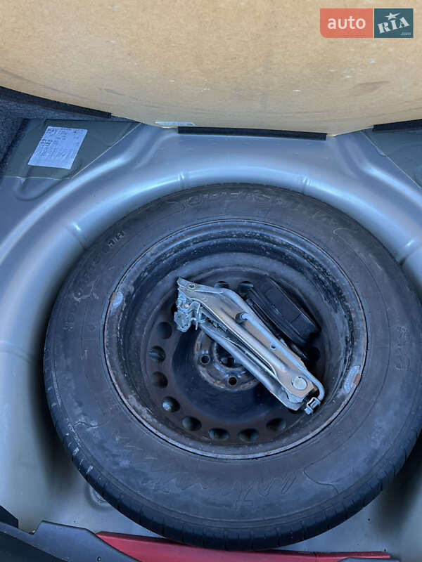 Универсал Skoda Octavia 2009 в Звягеле фото 18 Универсал Skoda Octavia 2009 в Звягеле