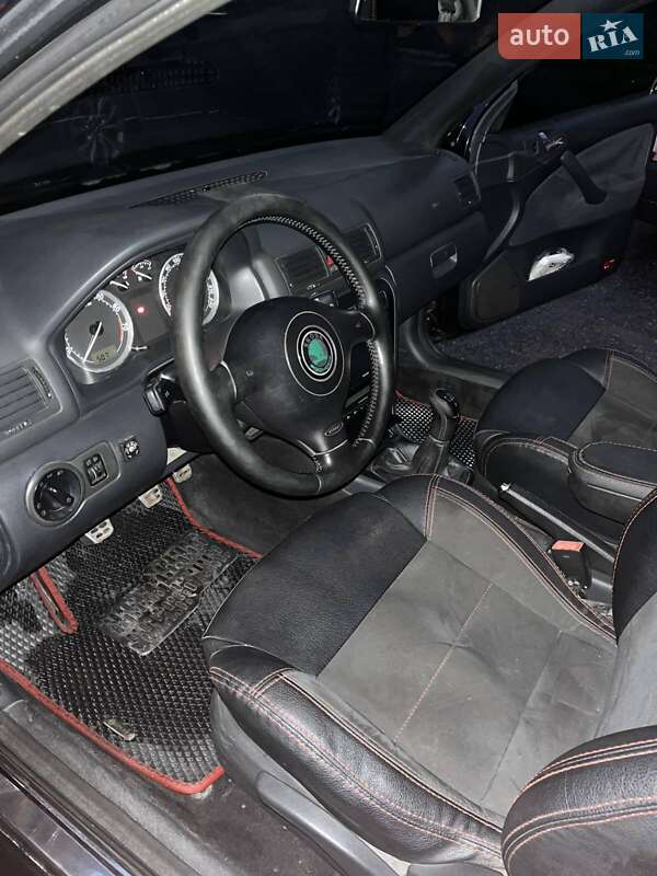 Лифтбек Skoda Octavia 2008 в Днепре