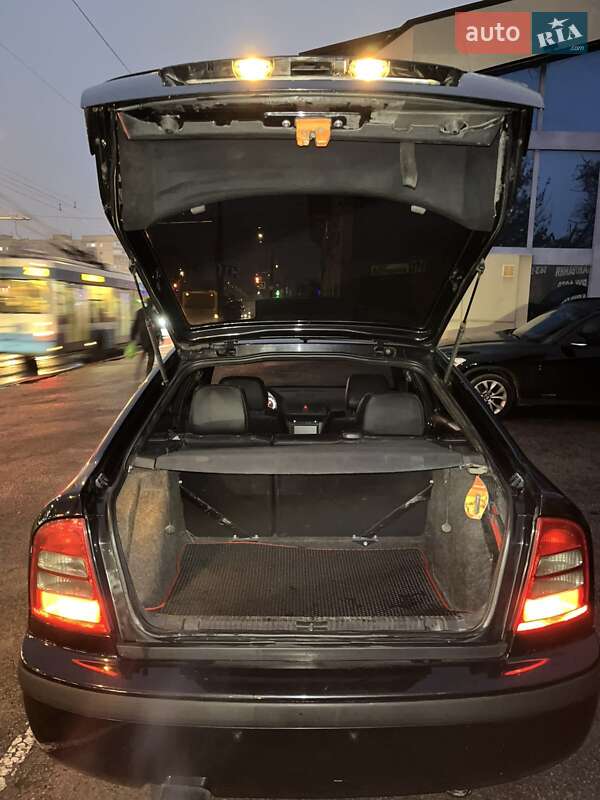 Лифтбек Skoda Octavia 2008 в Днепре