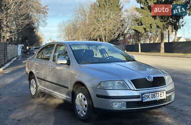 Лифтбек Skoda Octavia 2005 в Звягеле