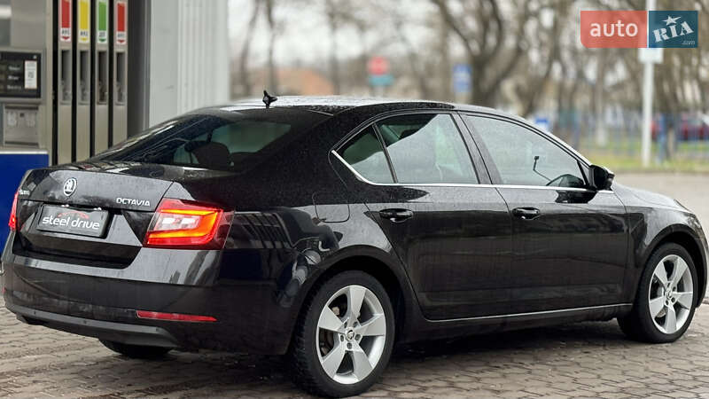 Лифтбек Skoda Octavia 2019 в Николаеве