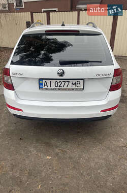 Универсал Skoda Octavia 2016 в Ирпене