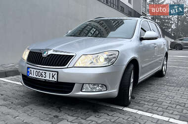 Універсал Skoda Octavia 2012 в Фастові