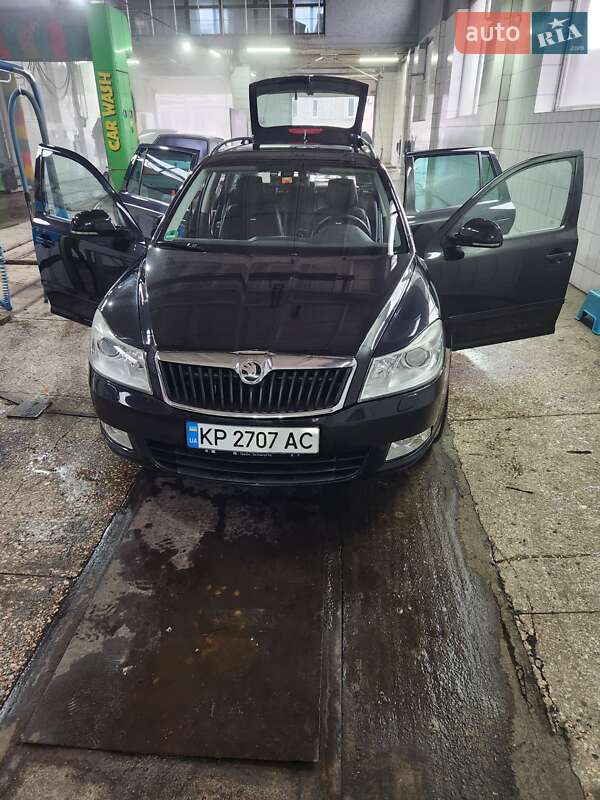 Универсал Skoda Octavia 2010 в Запорожье