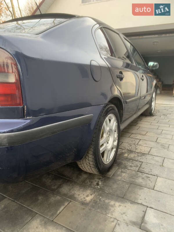 Лифтбек Skoda Octavia 1998 в Ровно фото 3 Лифтбек Skoda Octavia 1998 в Ровно
