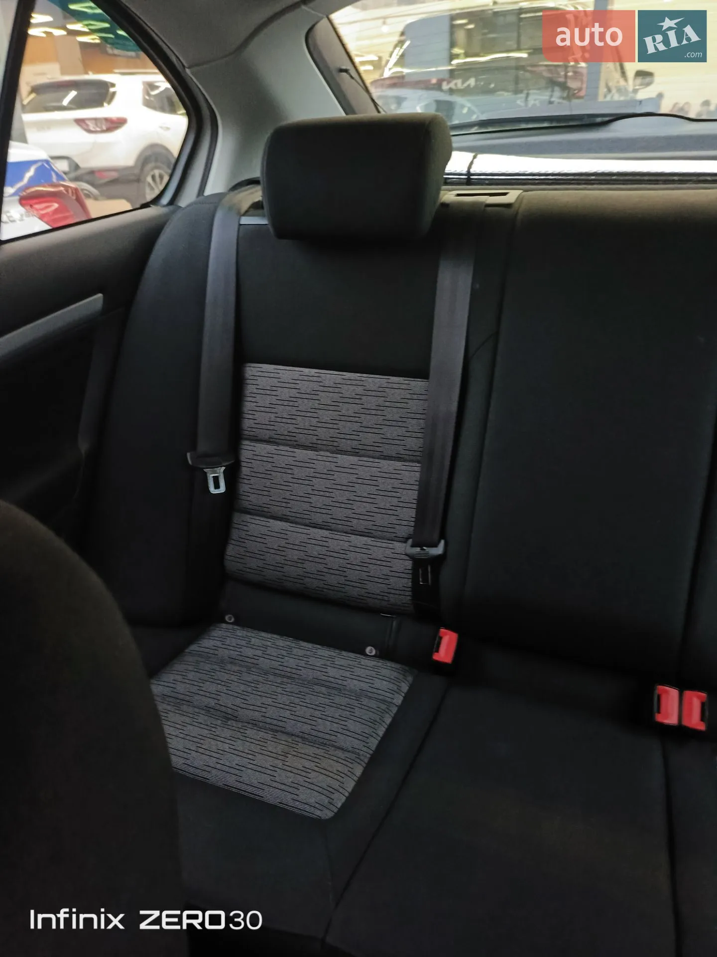 2012 Skoda Octavia - мініатюра 19