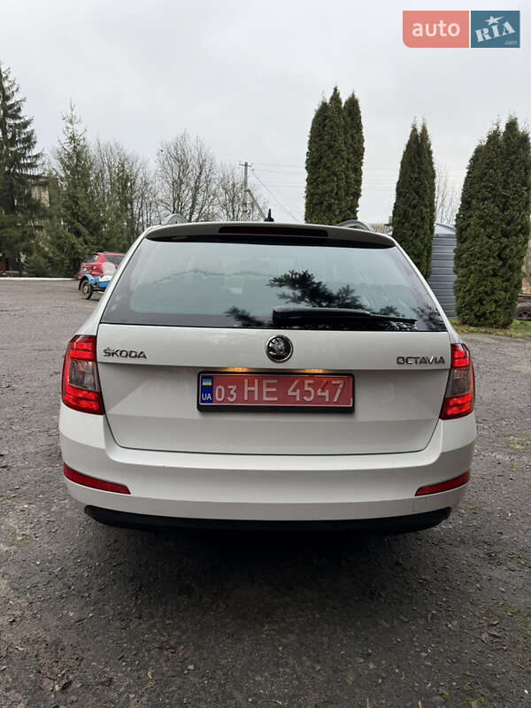 Універсал Skoda Octavia 2014 в Великій Багачці