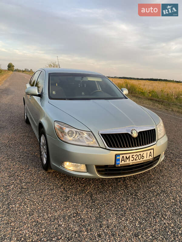 Ліфтбек Skoda Octavia 2010 в Овручі