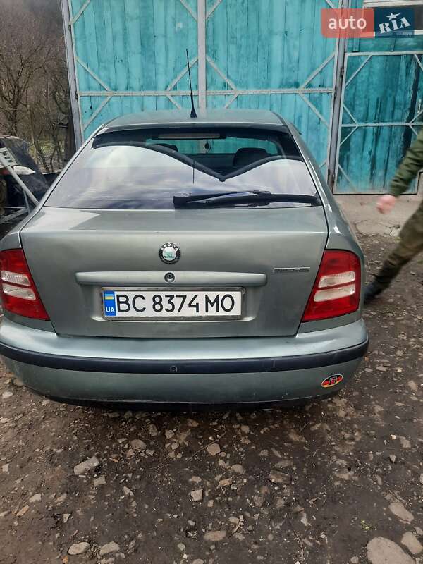 Skoda Octavia 2002