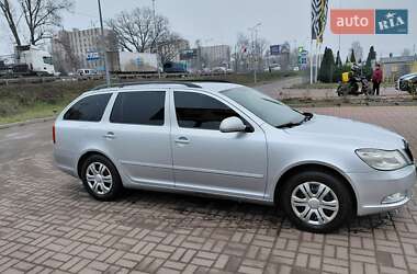 Универсал Skoda Octavia 2011 в Полтаве