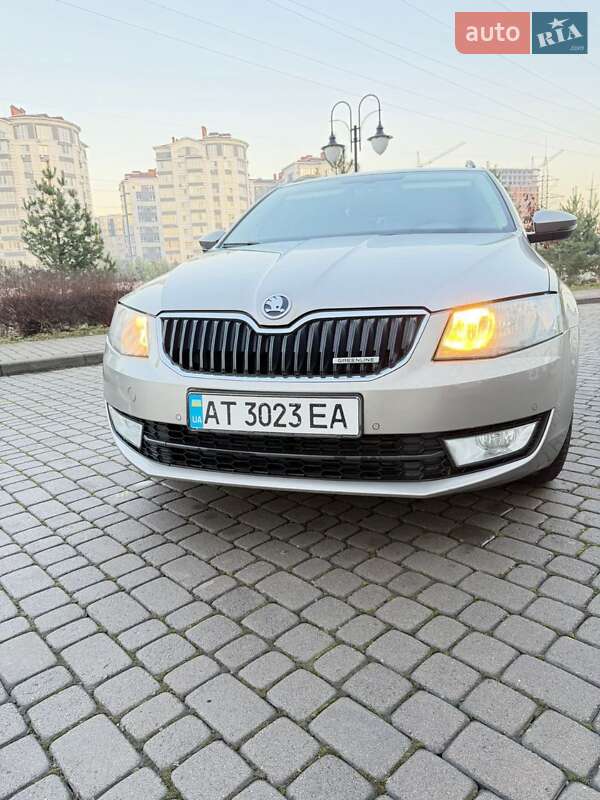 Універсал Skoda Octavia 2015 в Калуші
