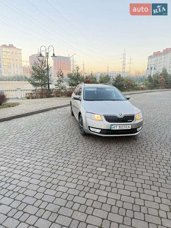 Універсал Skoda Octavia 2015 в Калуші