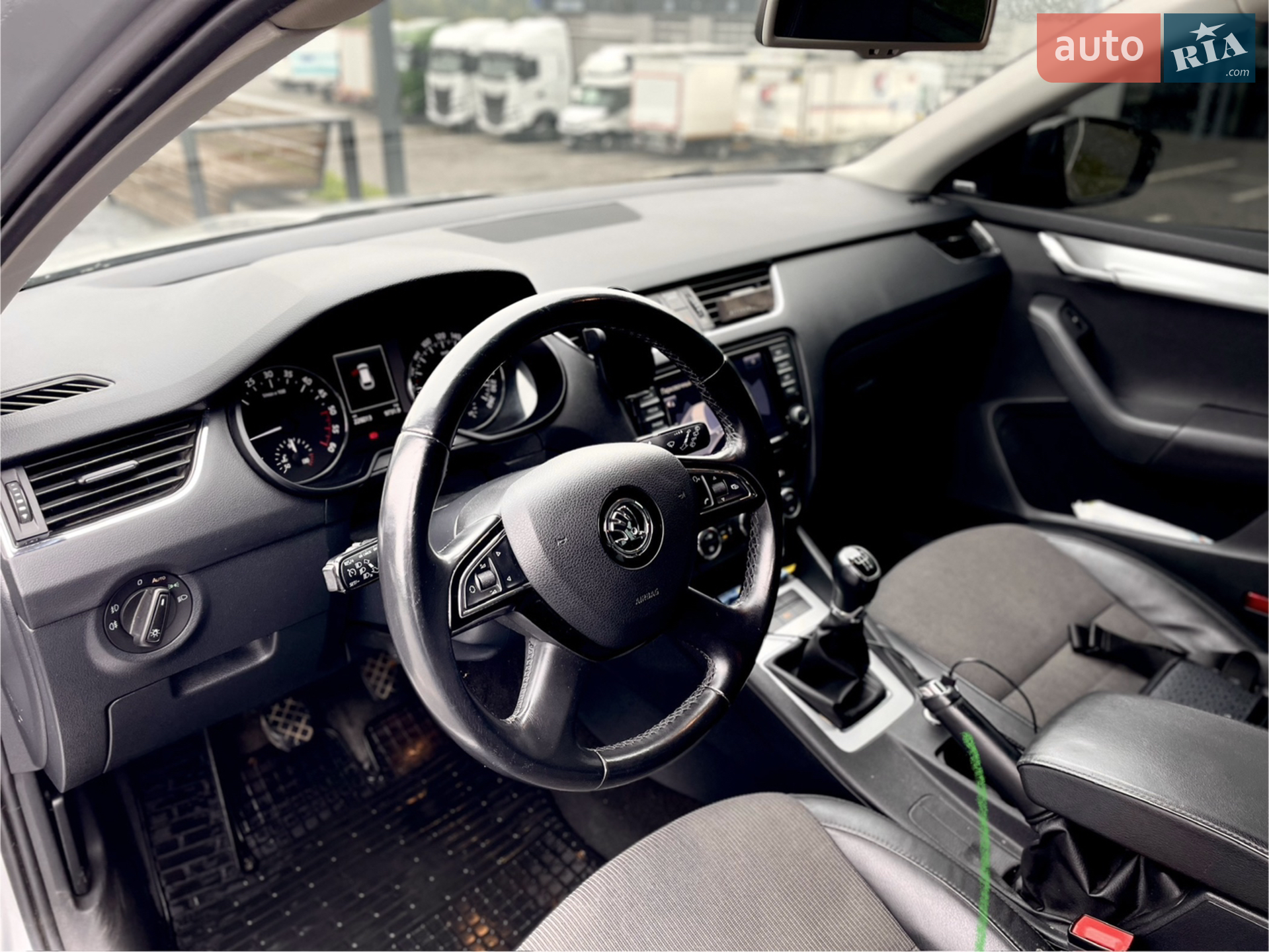 2013 Skoda Octavia - мініатюра 12