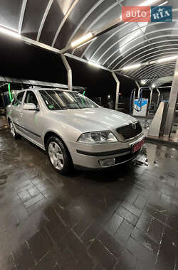 Лифтбек Skoda Octavia 2006 в Полтаве